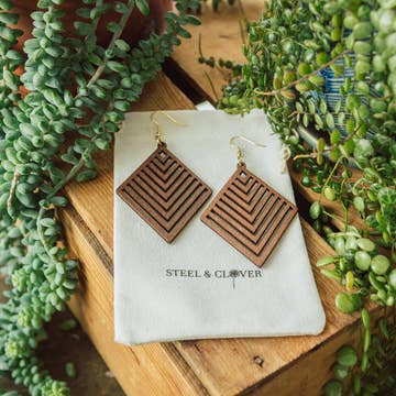 Cobi Geometric Wooden Earrings | Brown