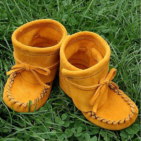 #110 Bastien Baby Moccasins