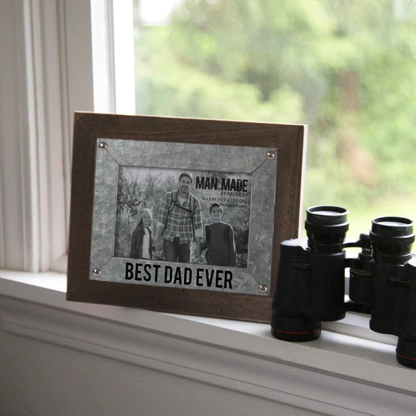 Best Dad 9.5" x 7.5" Frame (Holds 4" x 6" Photo)