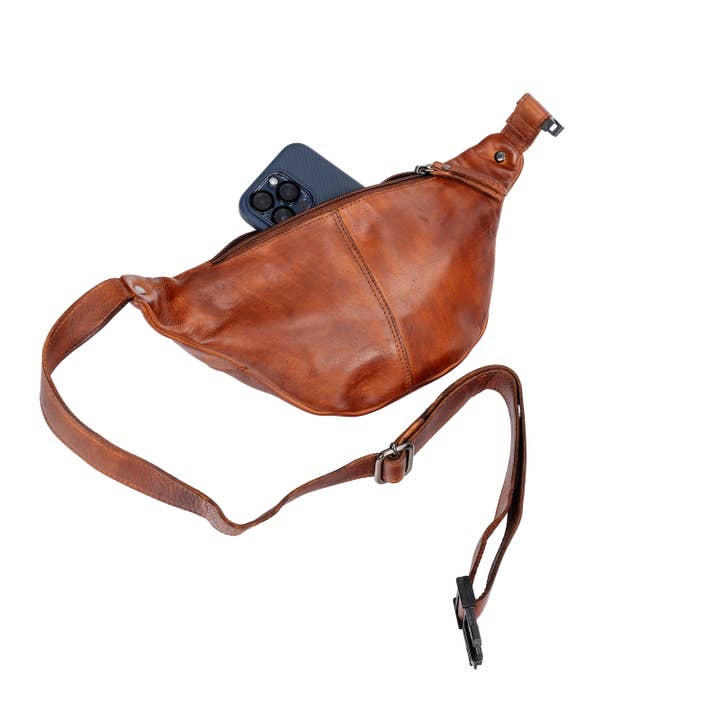 LEATHER LINA BELT BAG - GW6848