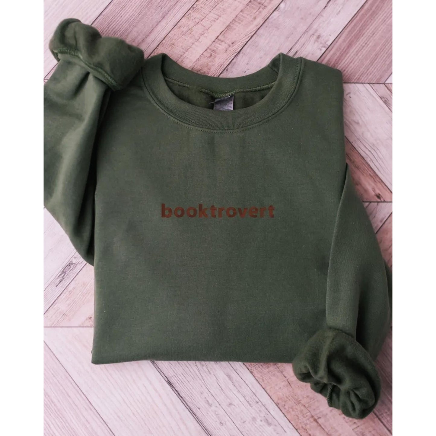 Booktrovert Crew Neck