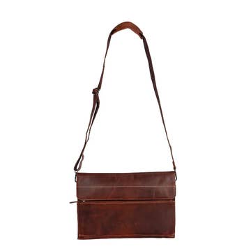 GWLP08SAN LEATHER LAPTOP SLEEVE WITH STRAP - MAVERICK - MEDIUM