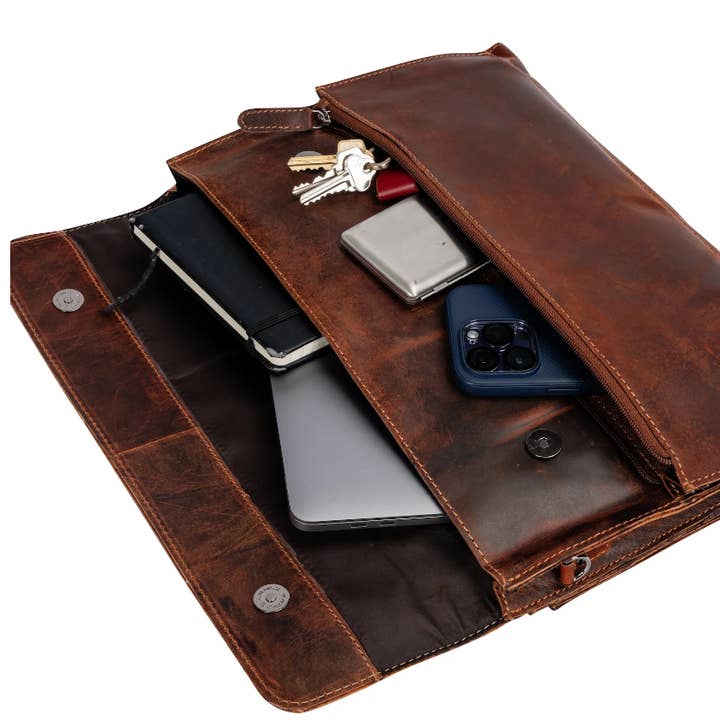 GWLP07SAN LEATHER LAPTOP SLEEVE WITH STRAP - MAVERICK