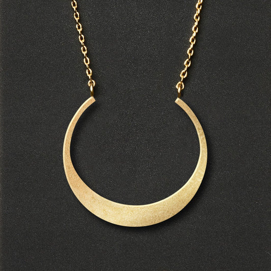 Refined Necklace Collection - Crescent/Gold  NR008