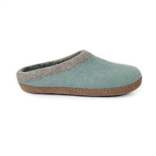 Slocan Slipper in Haze - Unisex