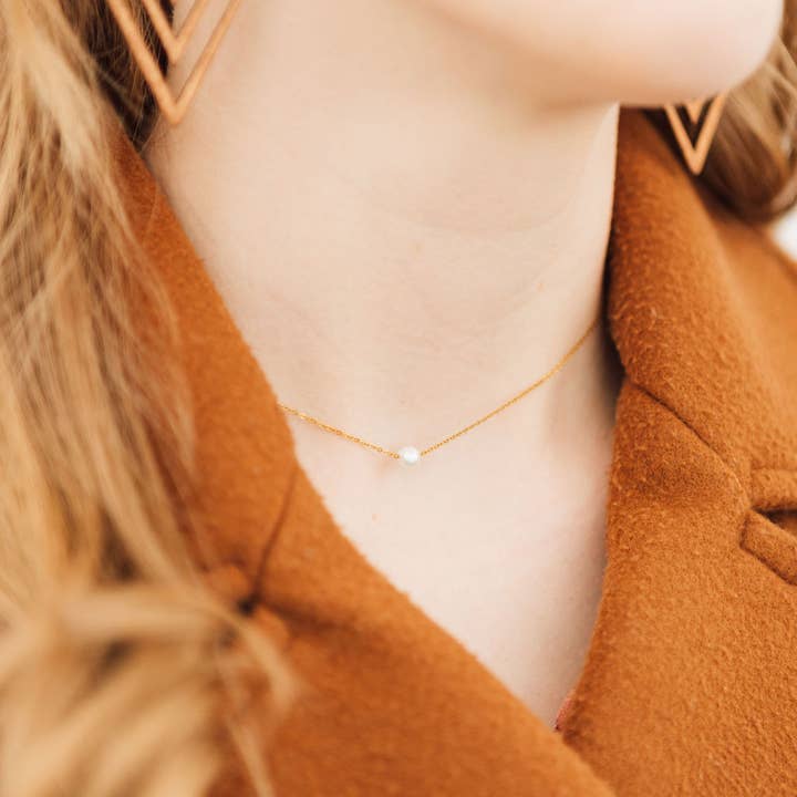 Swan Lake Pearl Necklace - Yellow Gold