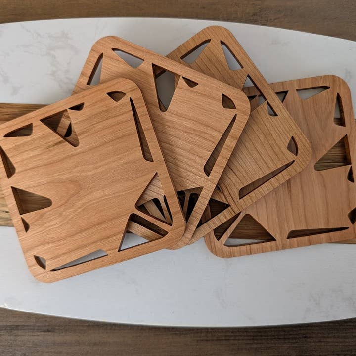 Handmade Simple Maple Leaf Coast (set of 4)