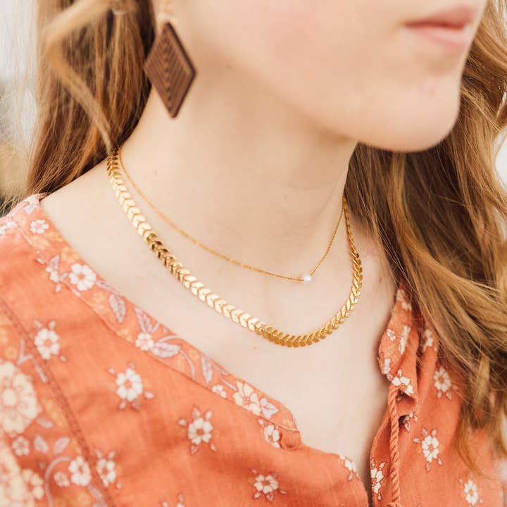 Swan Lake Pearl Necklace - Yellow Gold